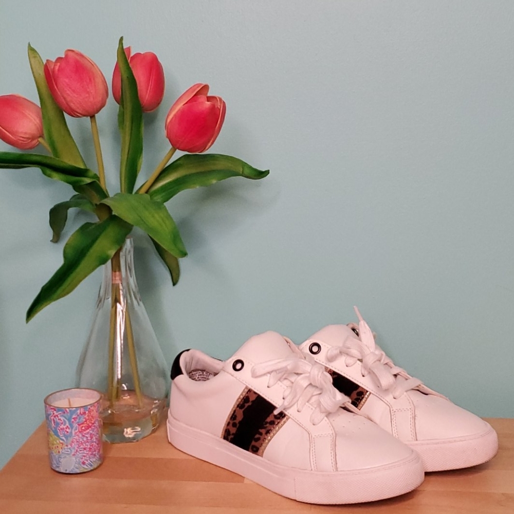 Leopard print, classic shoes